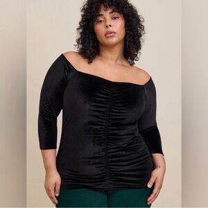 Torrid Black Velvet Ruched Off Shoulder Top 5 Shirred Stretch Sexy 3/4 Sleeve